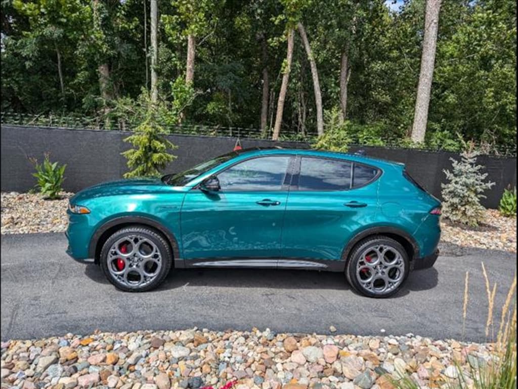 Used 2024 Alfa Romeo Tonale Veloce SUV