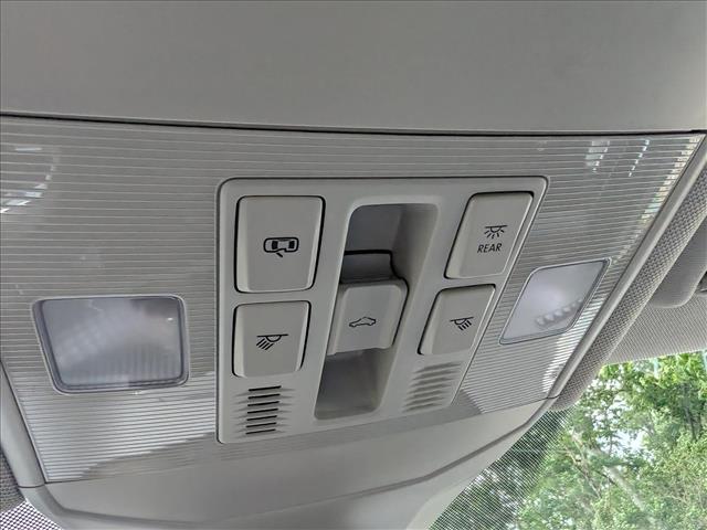2025 Volkswagen Jetta SE - Photo 39