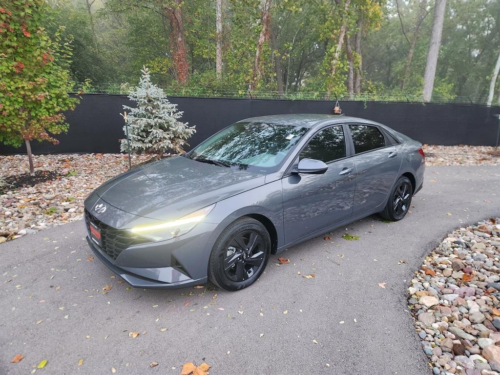 Used 2023 Hyundai Elantra SEL Sedan
