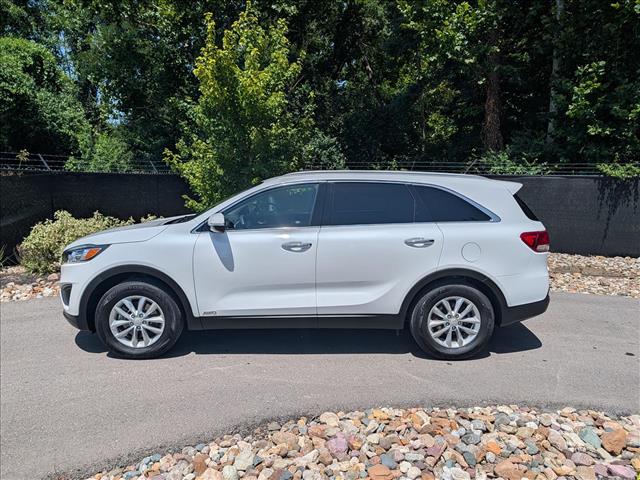 Used 2016 Kia Sorento LX with VIN 5XYPGDA30GG167957 for sale in Kansas City