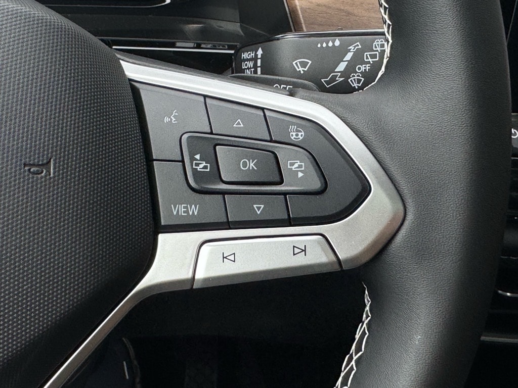 2026 Volkswagen Atlas SE w/Tech - Photo 30