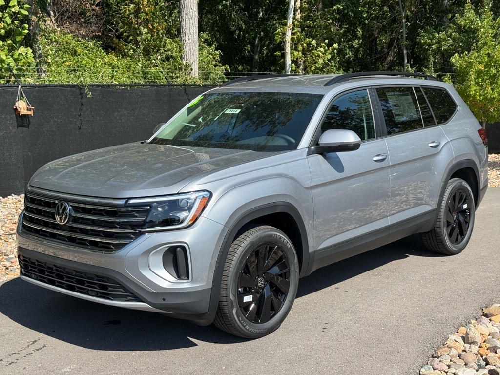 2026 Volkswagen Atlas SE w/Tech's photo