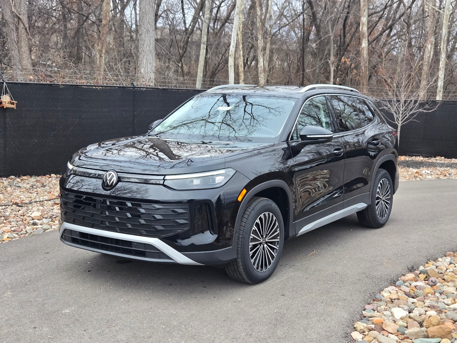 2026 Volkswagen Tiguan 2.0T S 4Motion's photo