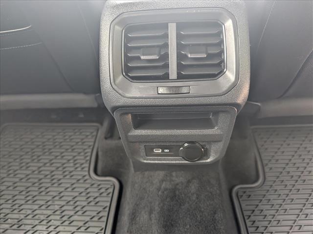2023 Volkswagen Tiguan SE - Photo 15