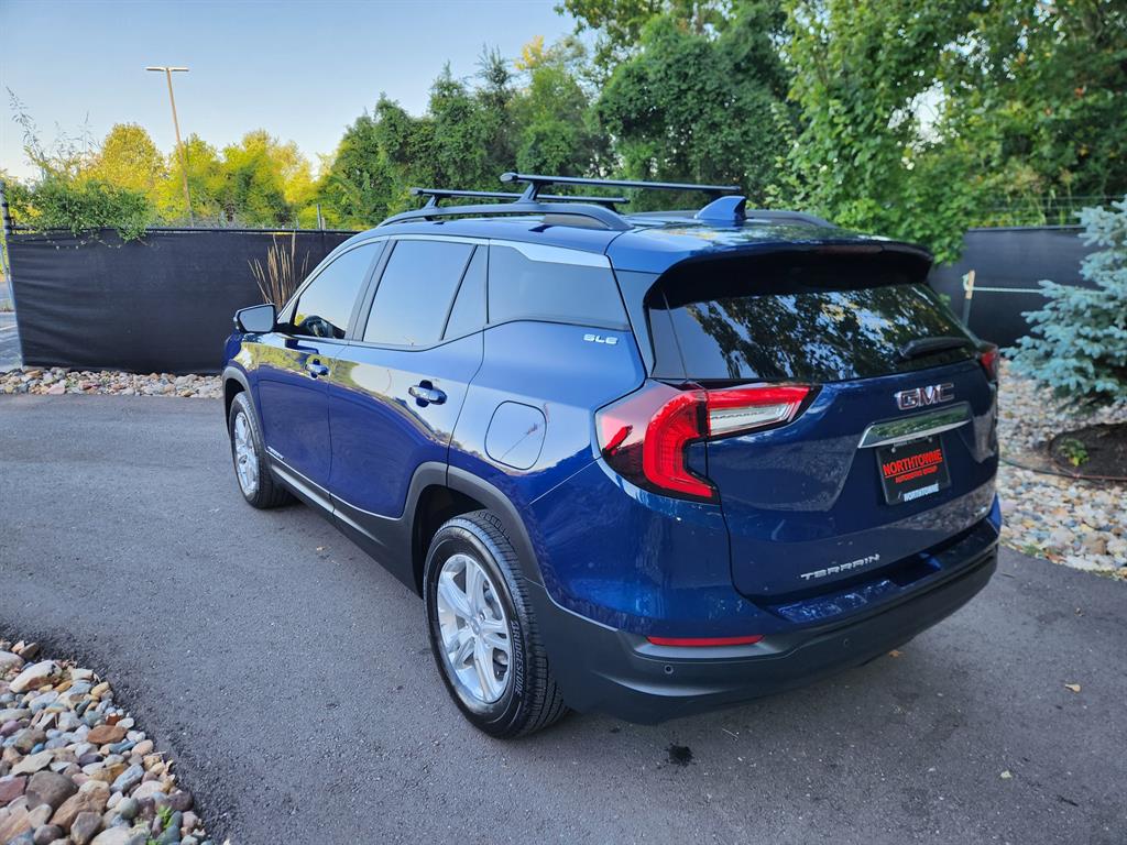 2023 Gmc Terrain SLE photo 3