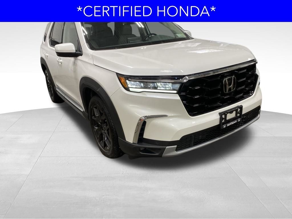 Certified 2025 Honda Pilot Touring SUV