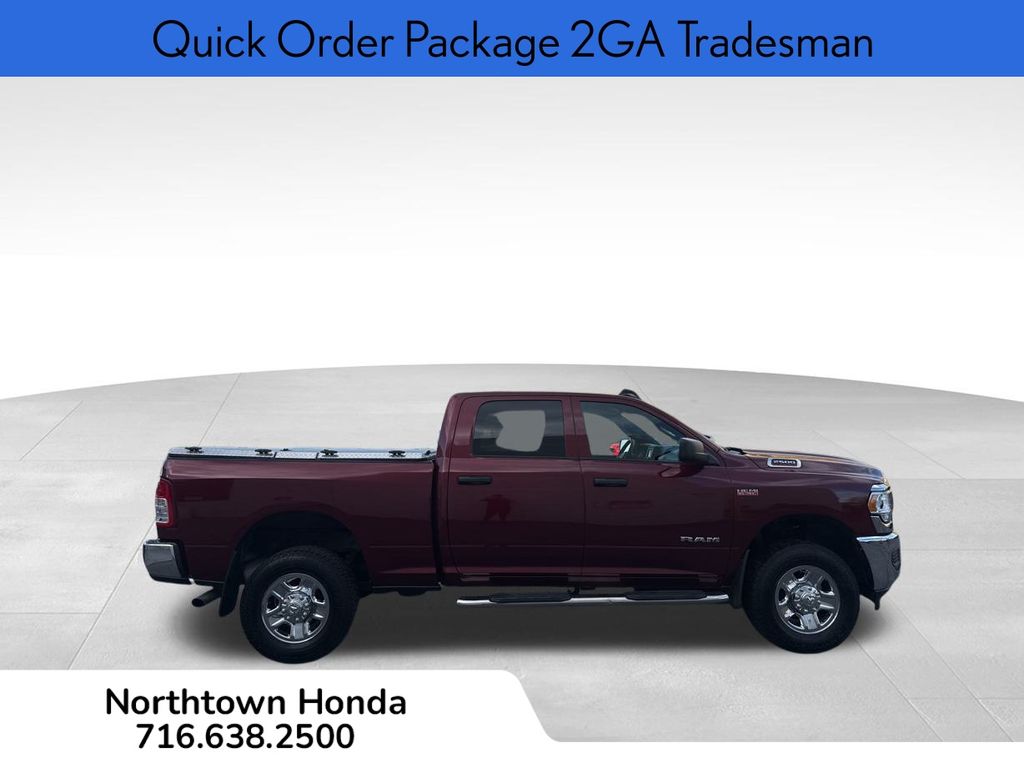 2022 Ram 2500 Tradesman photo 3