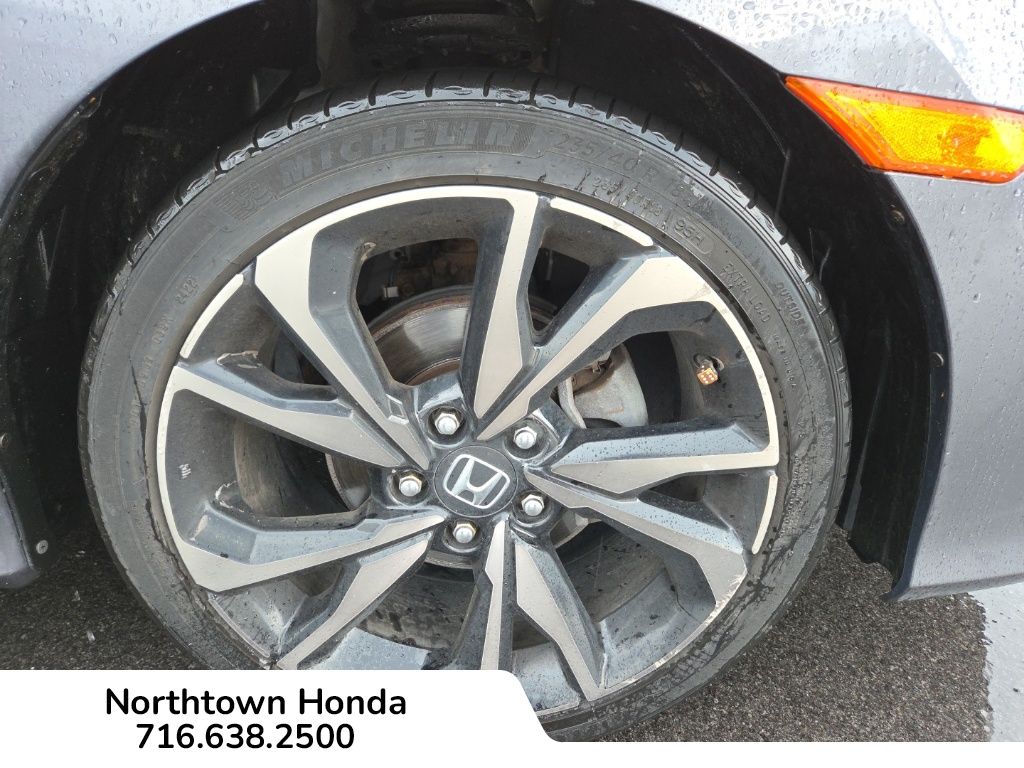 2020 Honda Civic Sport photo 2