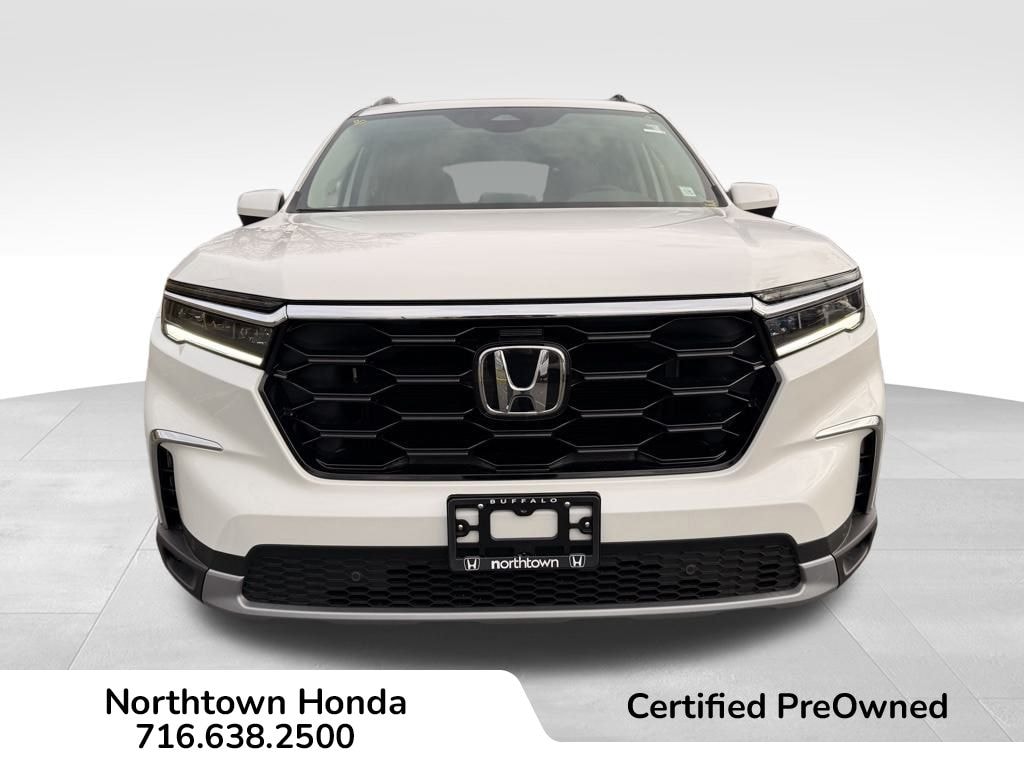 Used 2025 Honda Pilot Touring SUV
