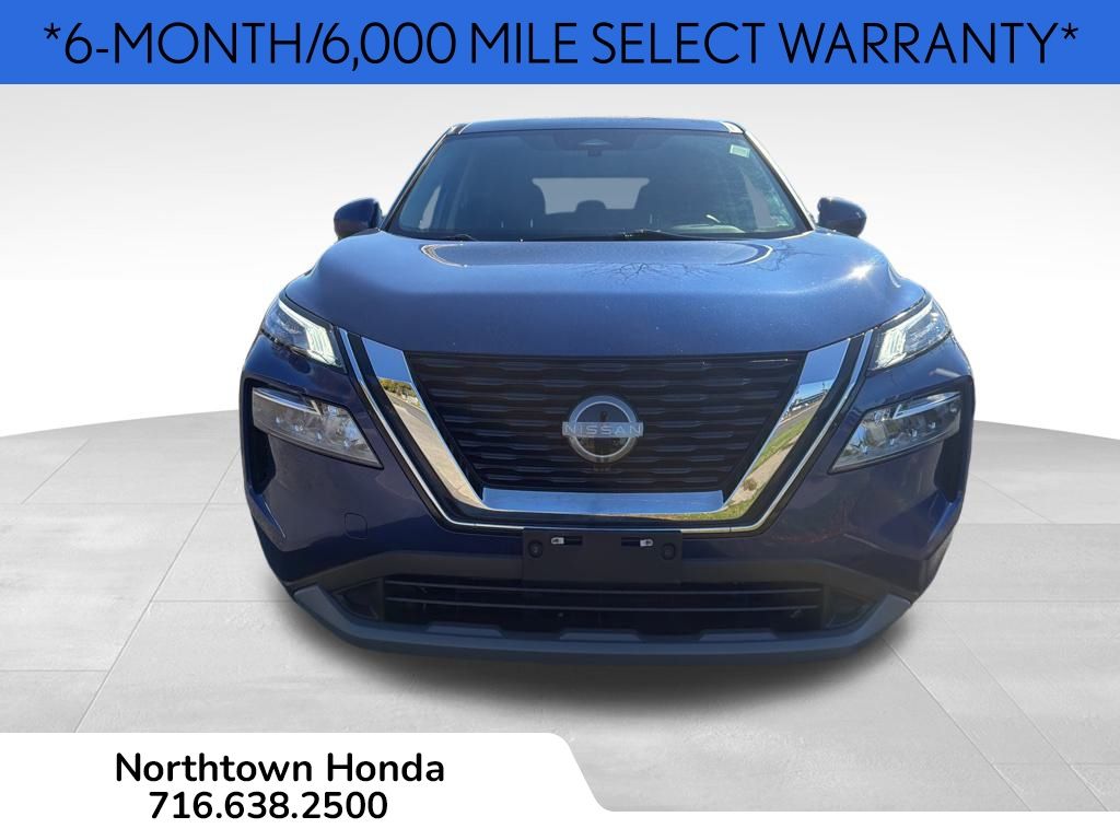 2023 Nissan Rogue SV photo 2
