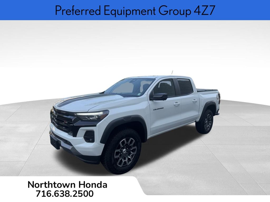 2024 Chevrolet Colorado Z71 photo 4