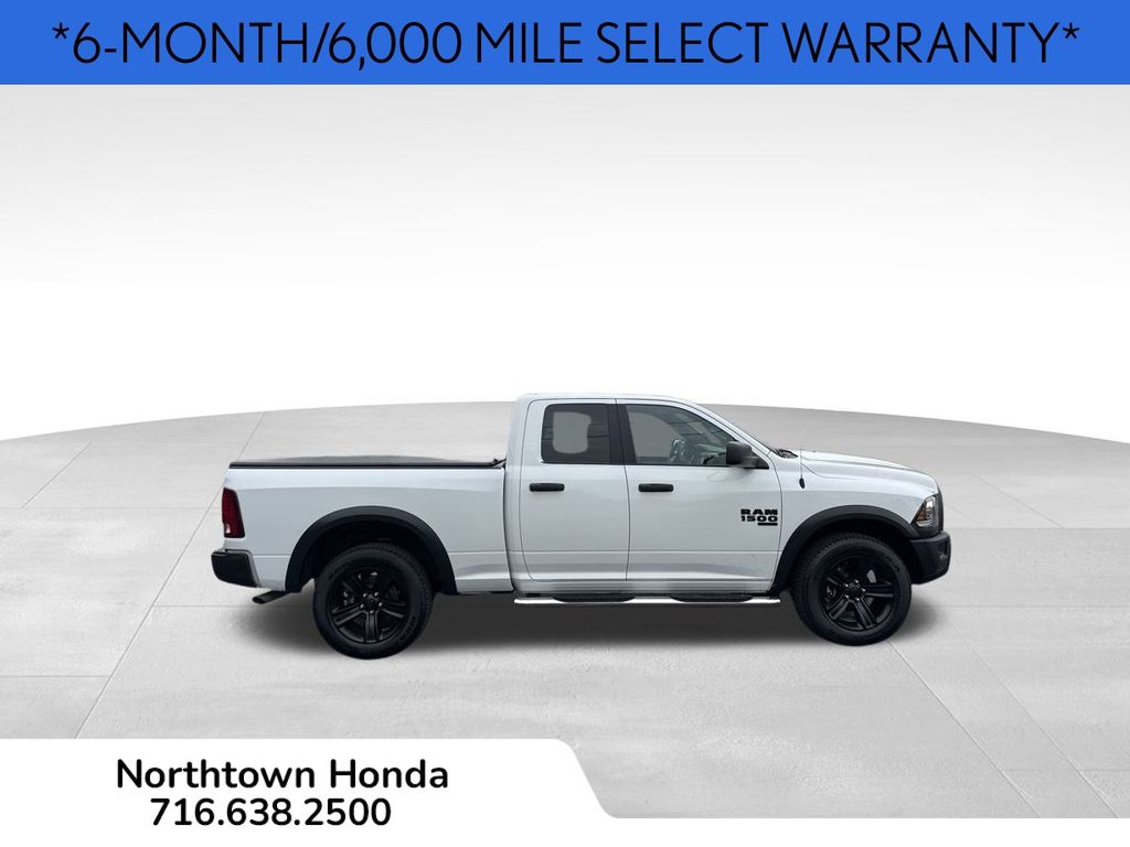 2022 Ram 1500 Classic SLT photo 3