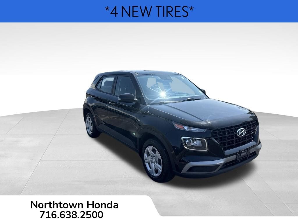 Used 2021 Hyundai Venue SE SUV