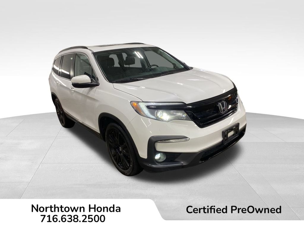 2022 Honda Pilot SE's photo