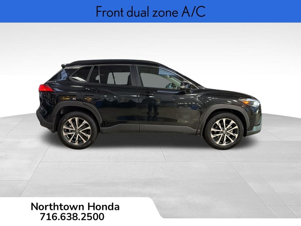 Used 2025 Toyota Corolla Cross XLE SUV