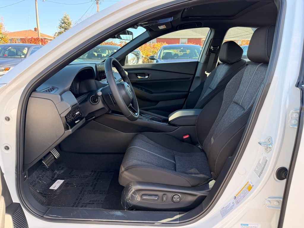2025 Honda Accord Hybrid Sport - Photo 9