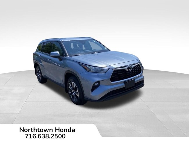 2020 Toyota Highlander XLE SUV