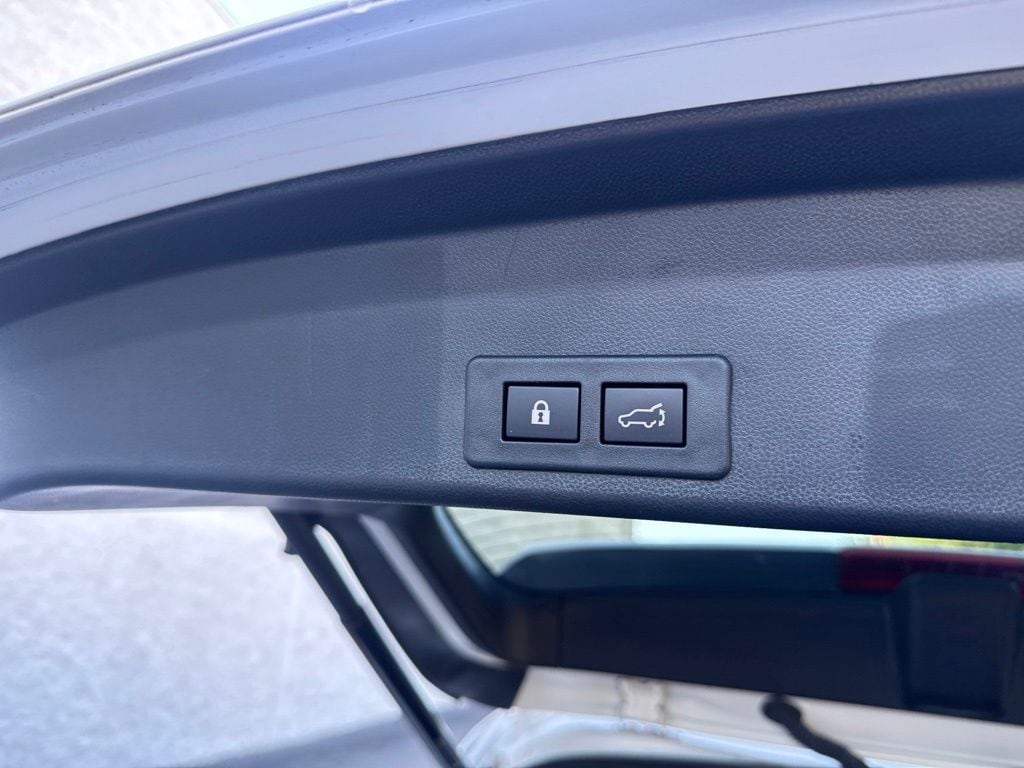 2024 Subaru Ascent Touring - Photo 27