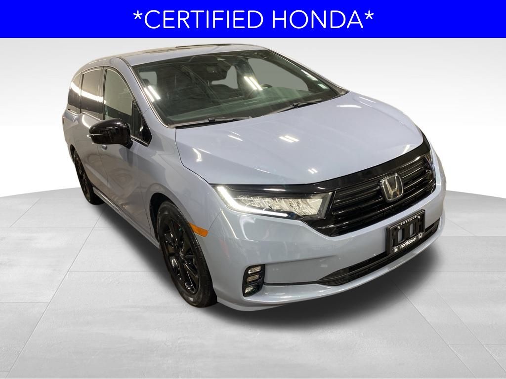 2023 Honda Odyssey Sport photo 2