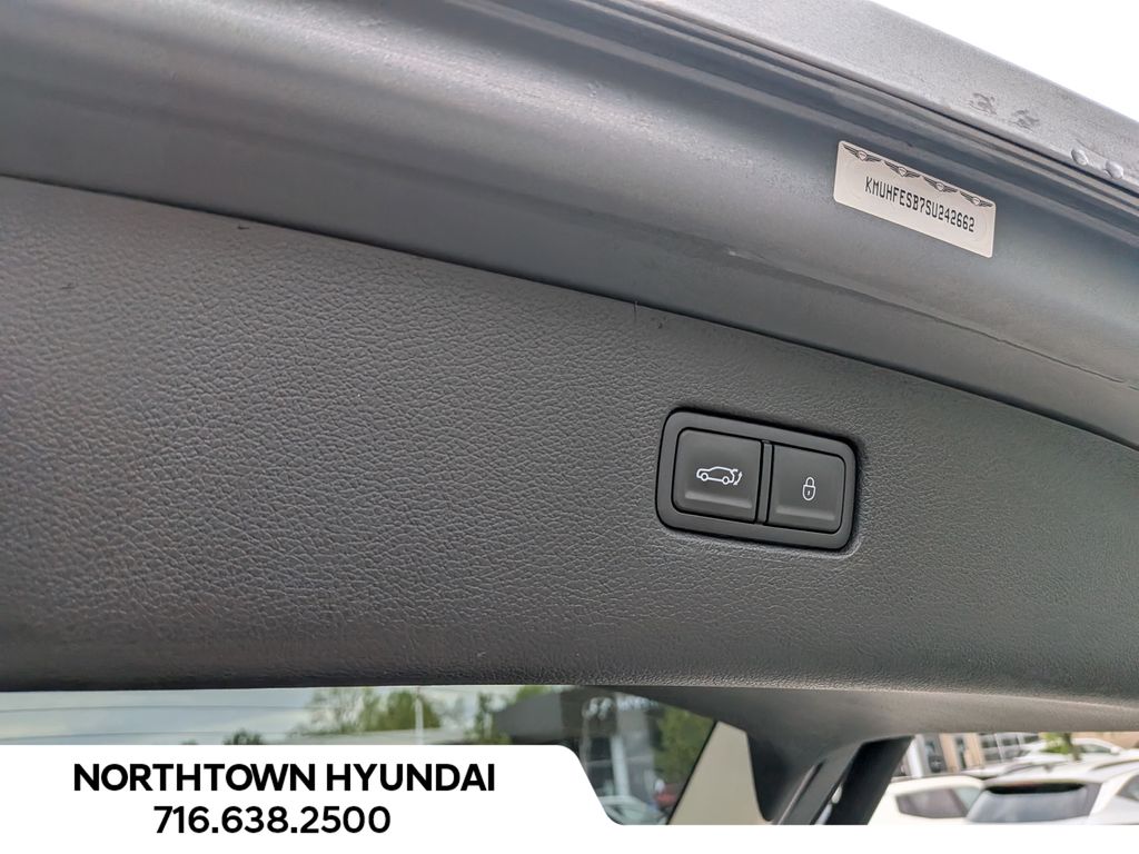 2025 GENESIS GV80 Standard - Photo 40