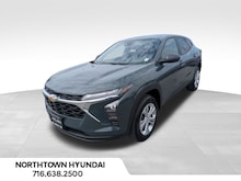 2025 Chevrolet Trax LS SUV