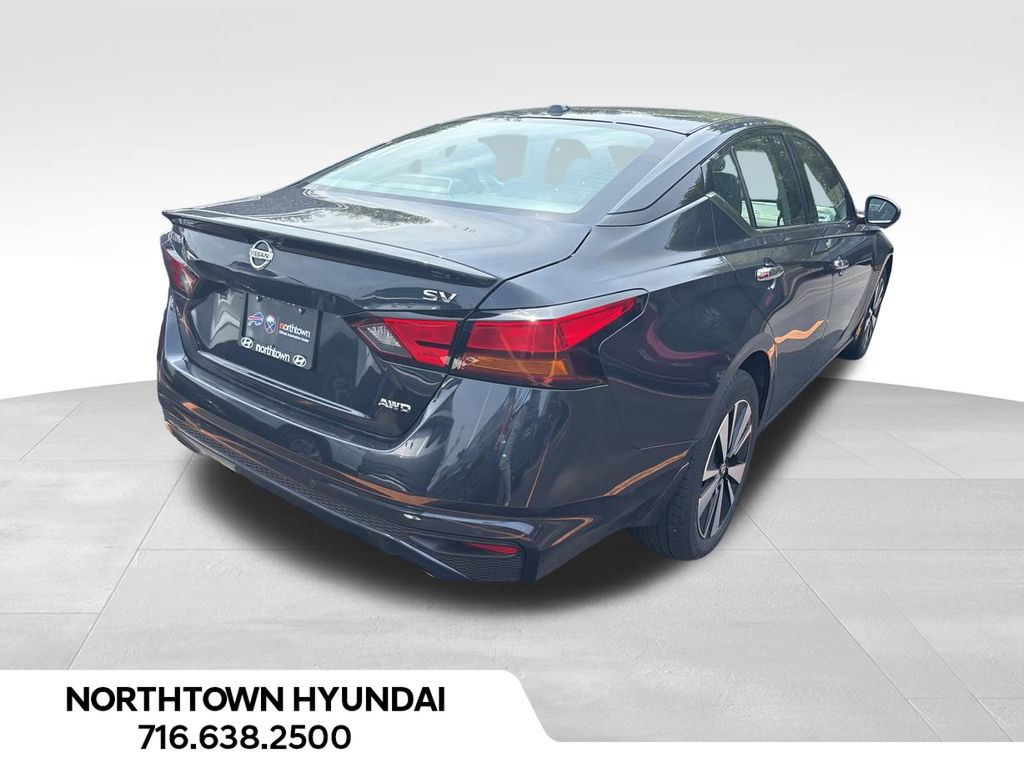 2019 Nissan Altima 2.5 SV photo 2
