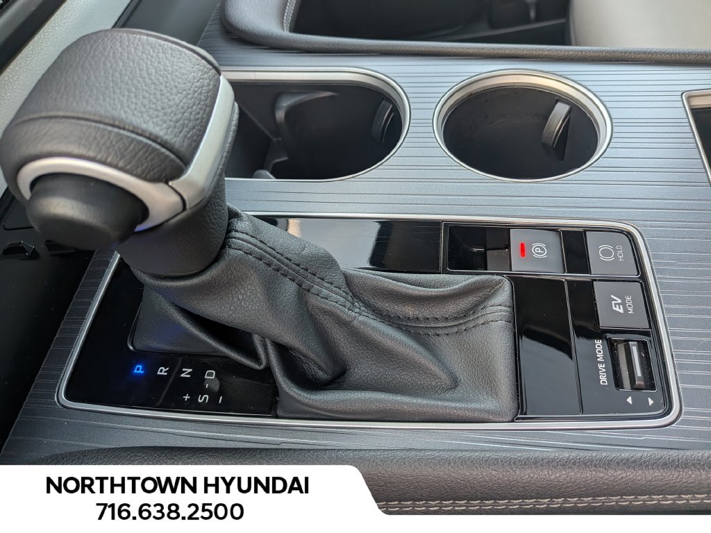 2026 Toyota Sienna XLE - Photo 15