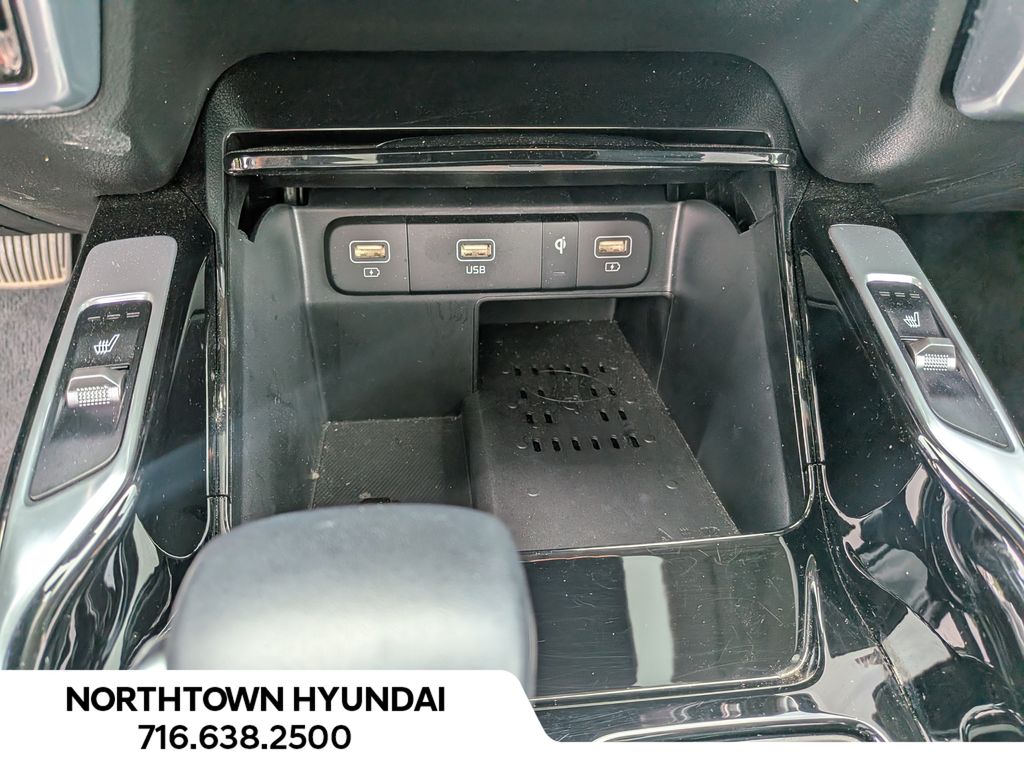 2023 Kia Sorento SX - Photo 17