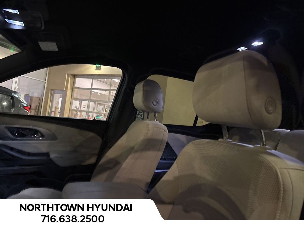 Used 2023 Chevrolet Traverse LS SUV