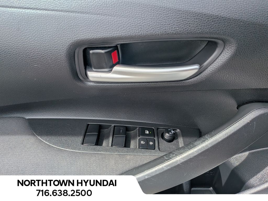 2020 Toyota Corolla LE - Photo 27
