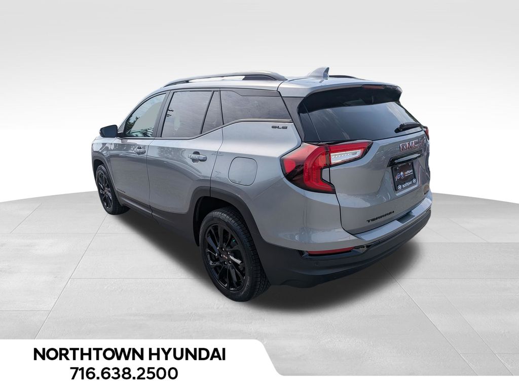 2023 GMC Terrain SLE - Photo 3