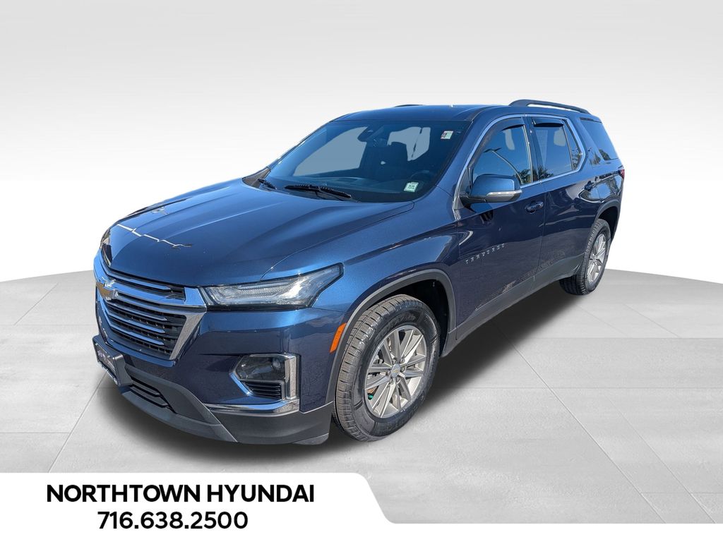 2023 Chevrolet Traverse photo 3