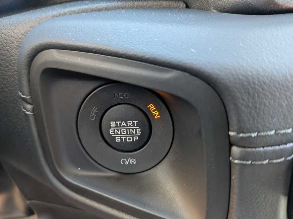 2026 Jeep Wrangler 4-Door Sahara - Photo 18