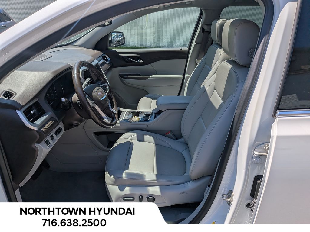 2021 GMC Acadia SLT - Photo 11