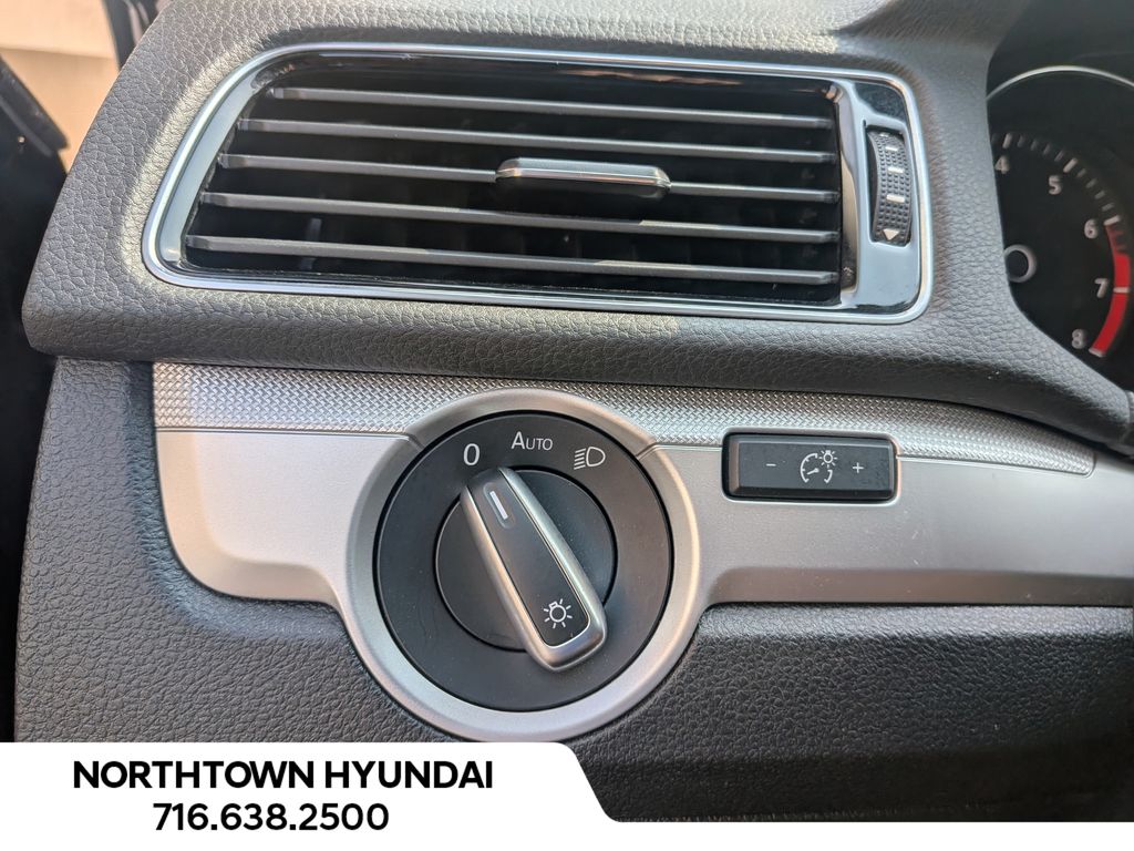2017 Volkswagen Passat S - Photo 23