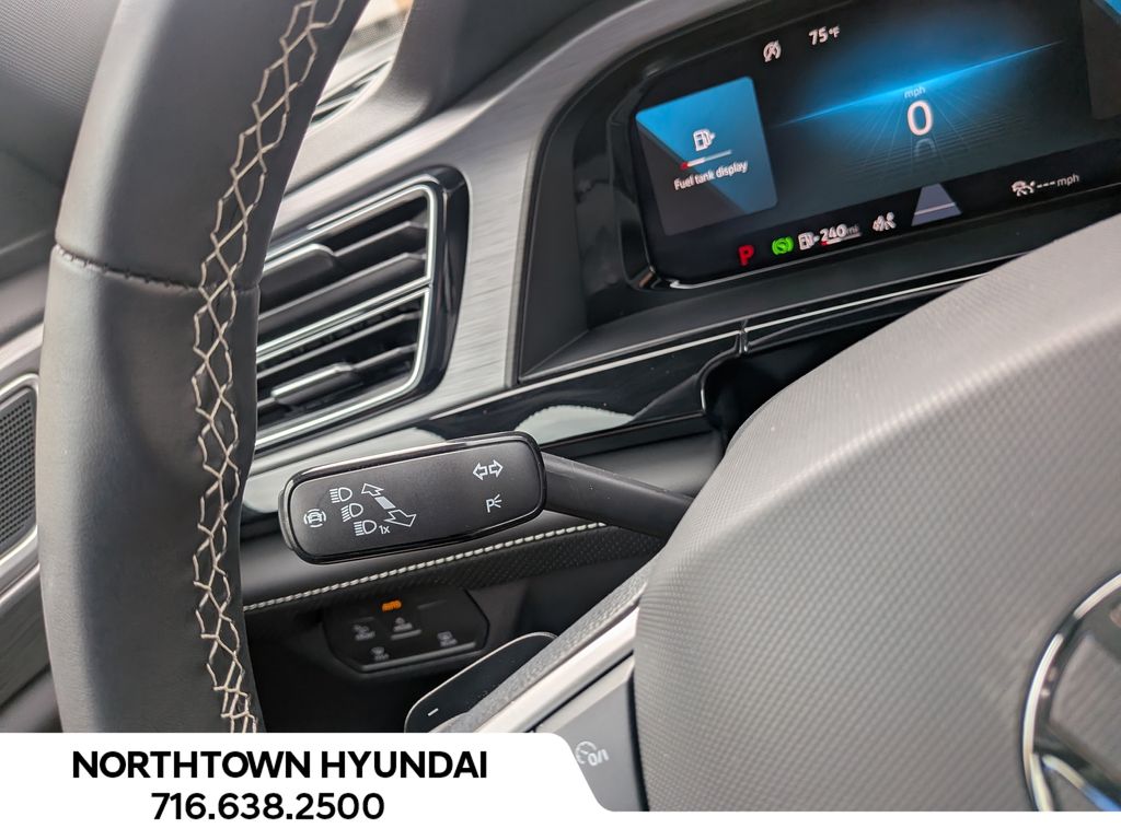 2026 Volkswagen Atlas Cross Sport SE w/Tech - Photo 25