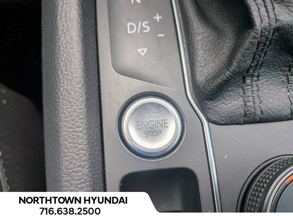 2020 Volkswagen Atlas Cross Sport SE w/Tech - Photo 19