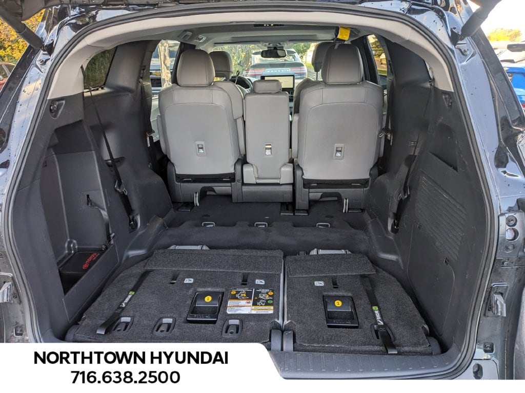 2026 Toyota Sienna XLE - Photo 35