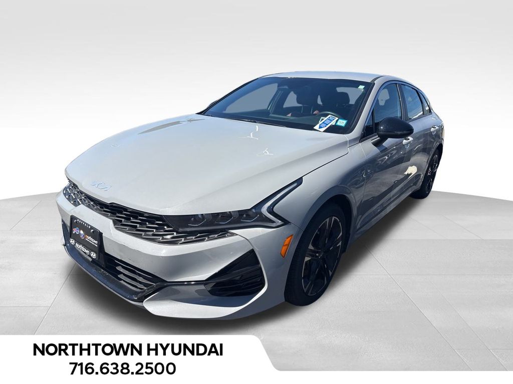 2024 Kia K5 GT-Line photo 3