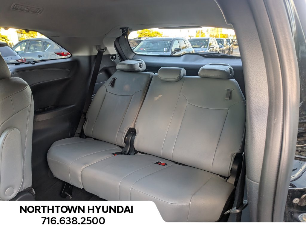 2026 Toyota Sienna XLE - Photo 33