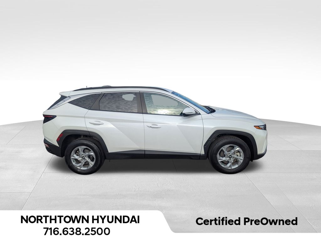 2022 Hyundai Tucson SEL photo 2