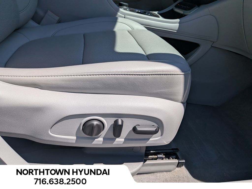 2021 GMC Acadia SLT - Photo 42