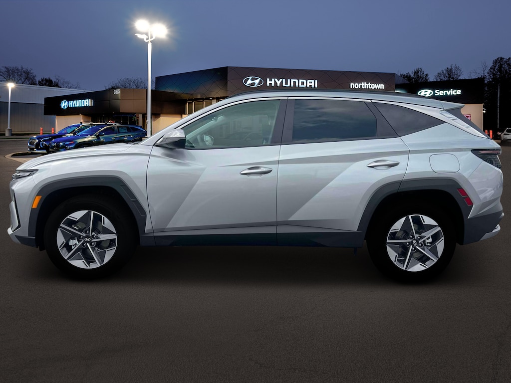 New 2025 Hyundai Tucson Hybrid SEL Convenience SUV
