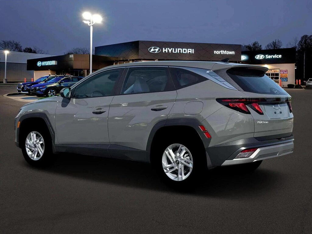 New 2026 Hyundai Tucson SE AWD SUV
