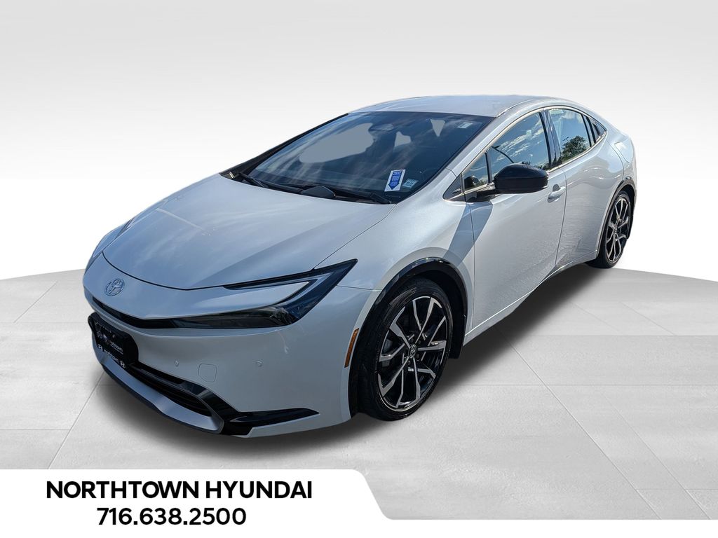 2024 Toyota Prius Prime XSE photo 3