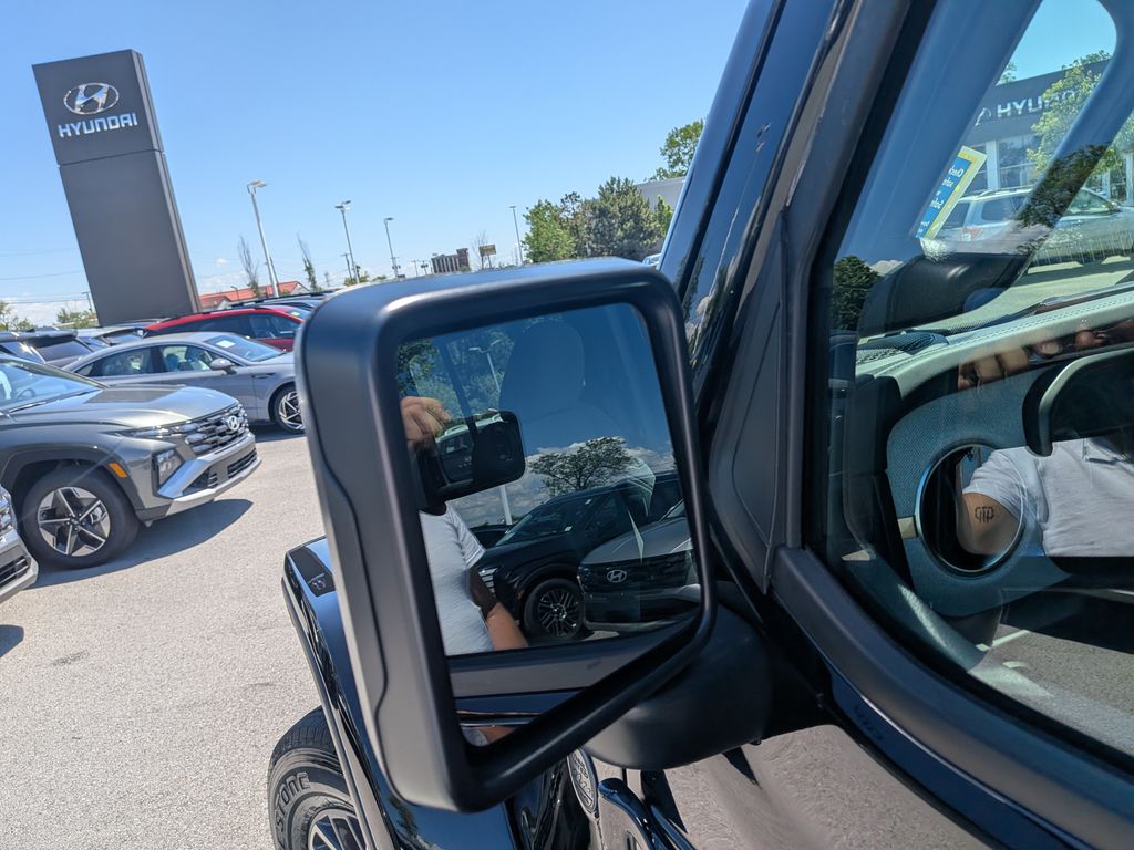 2026 Jeep Wrangler 4-Door Sahara - Photo 41