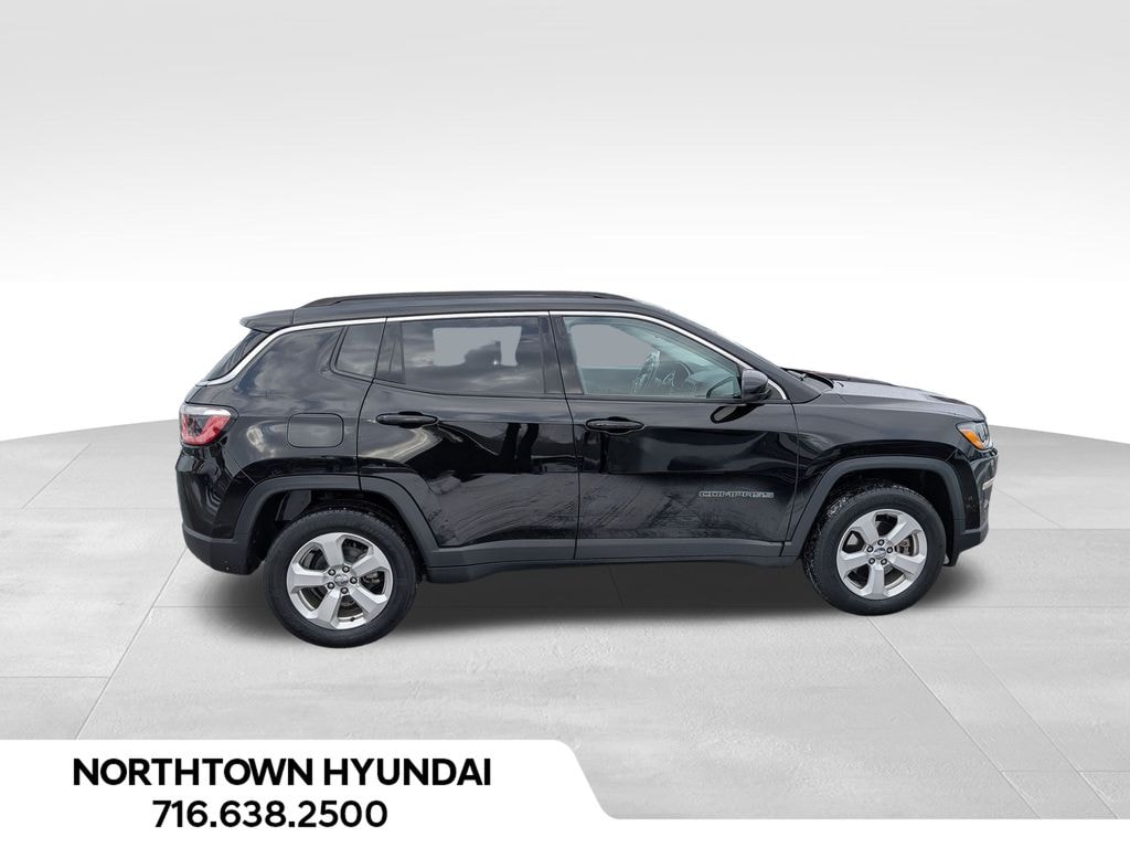 Used 2018 Jeep Compass Latitude SUV