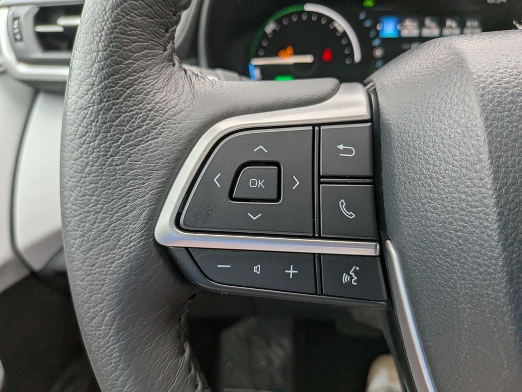 2026 Toyota Sienna XLE - Photo 26