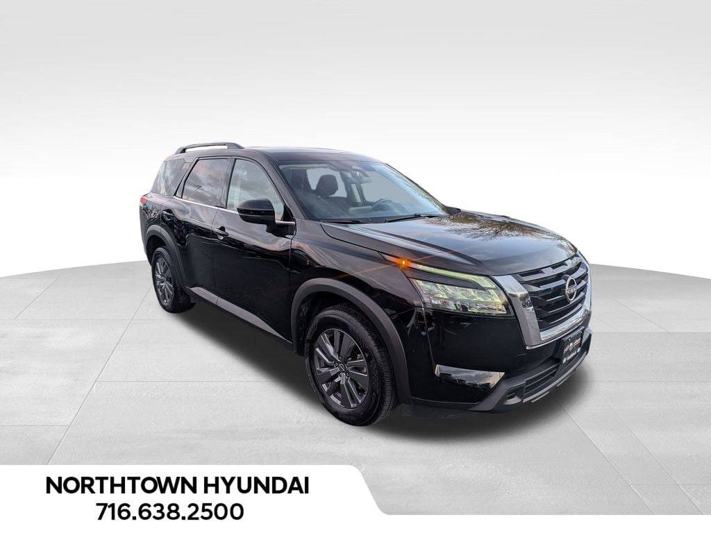 Used 2025 Nissan Pathfinder SV SUV