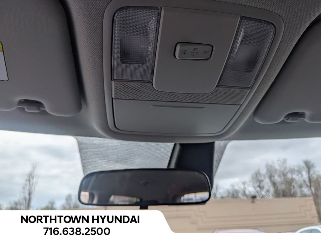 2023 Kia Soul LX - Photo 21